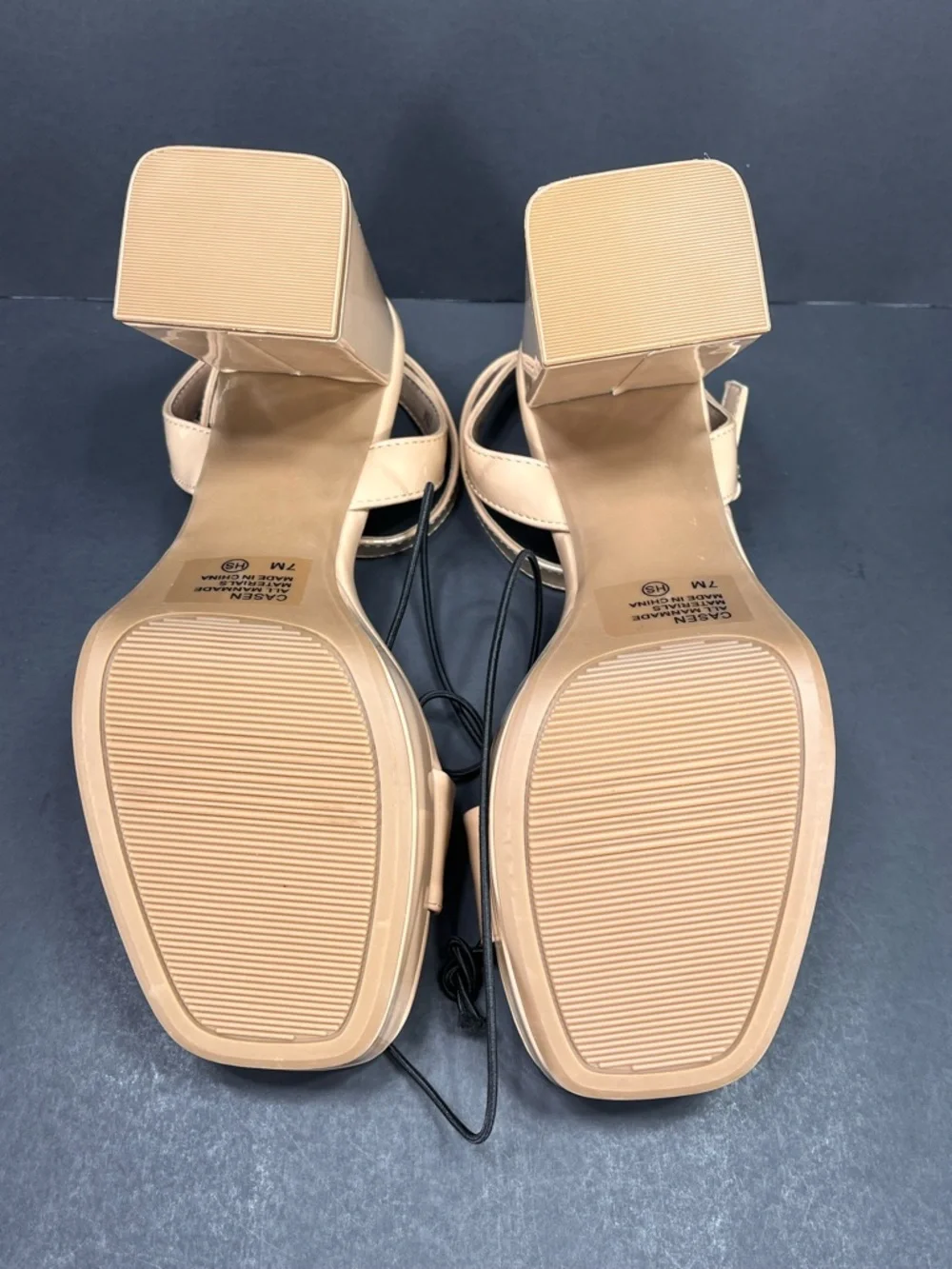 pop Patent Platform Block Heel Sandals in Nude size 7 new in box - Picture 4 of 6